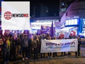 protest_aya_npr_ayman-oghanna004-b7bd46db4f883b39e6aefea01f7206bc0807ee07-s1200-300x225 Israel-Iran Tensions 2025: Nuclear Risk Ahead